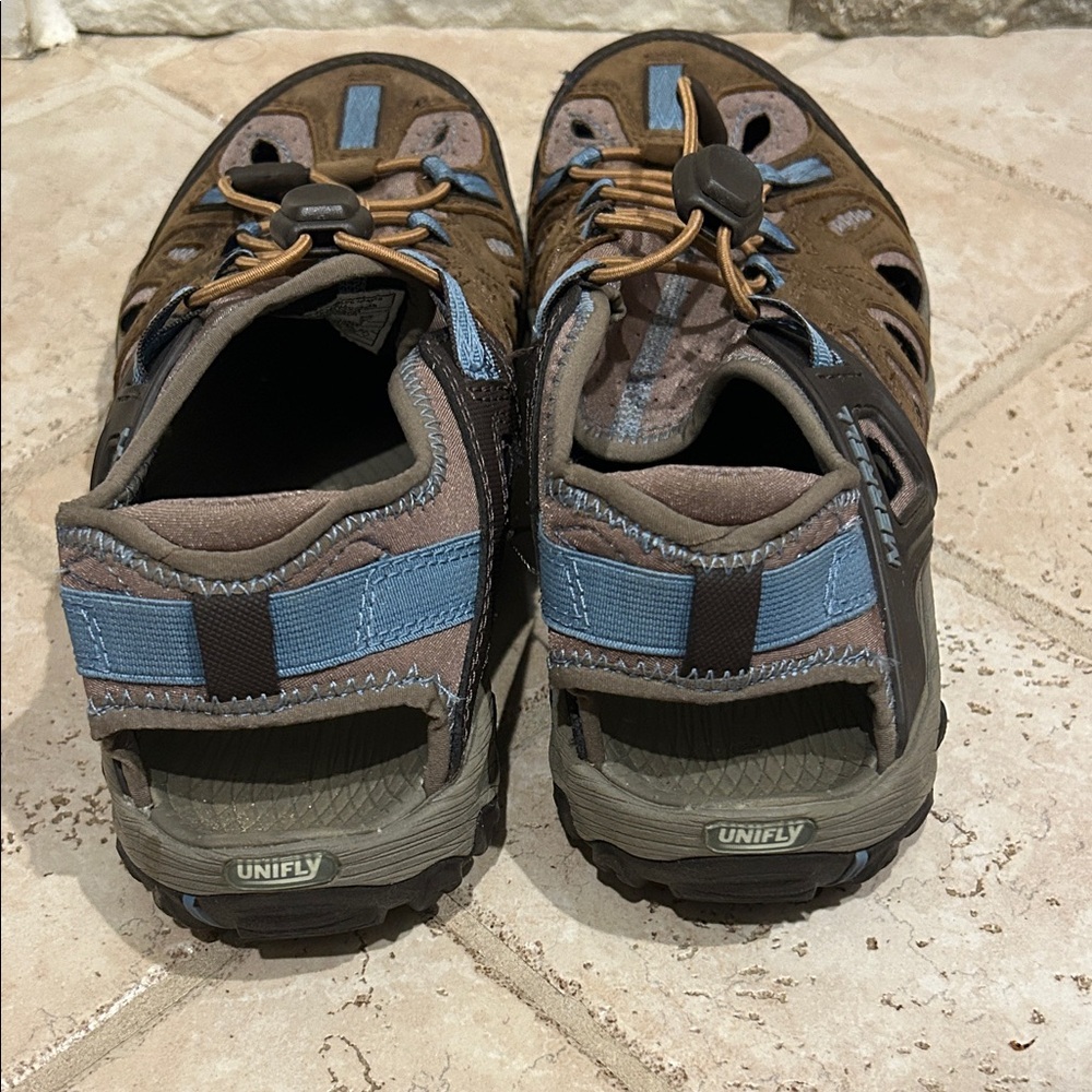 Merrell Sandals - Picture 2 of 9